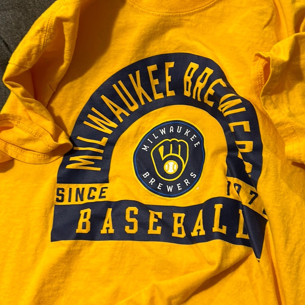 Brewers tee